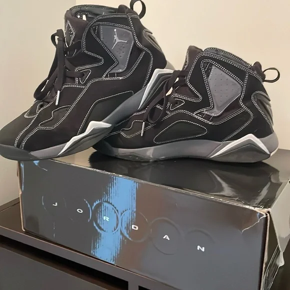 Nike Jordan True Flight Shoes - Picture 1 of 14